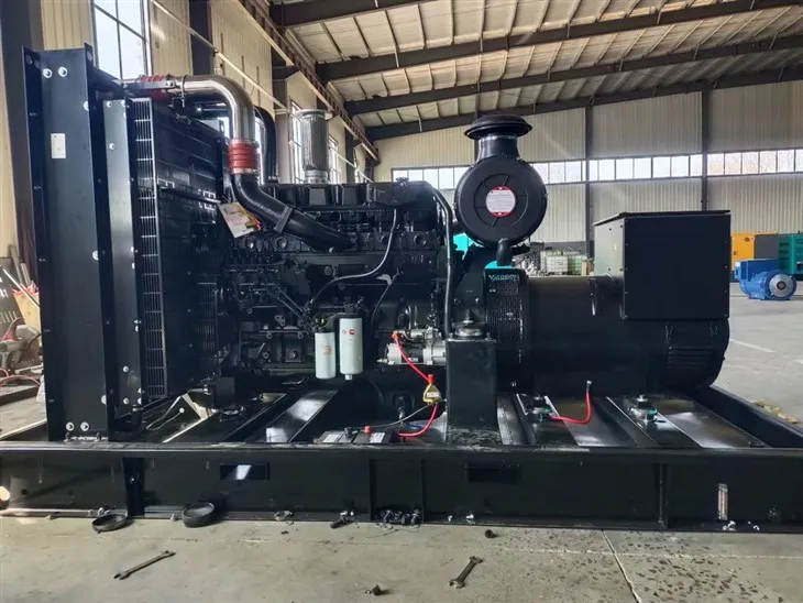 Low Noise Diesel Generator 600KW Driven By Cummins Diesel Engine